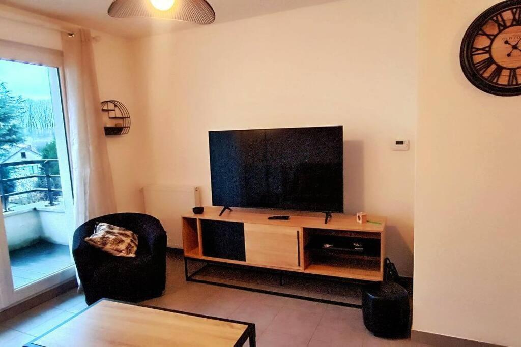 Pour 4 Personnes Entre Paris Et Disneyland. Pontault-Combault Exterior foto